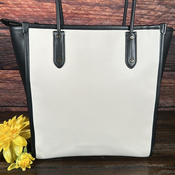 Kate Spade X Disney Aristocats LIMITED Ella North South Tote Bag! - Picture 7 of 12